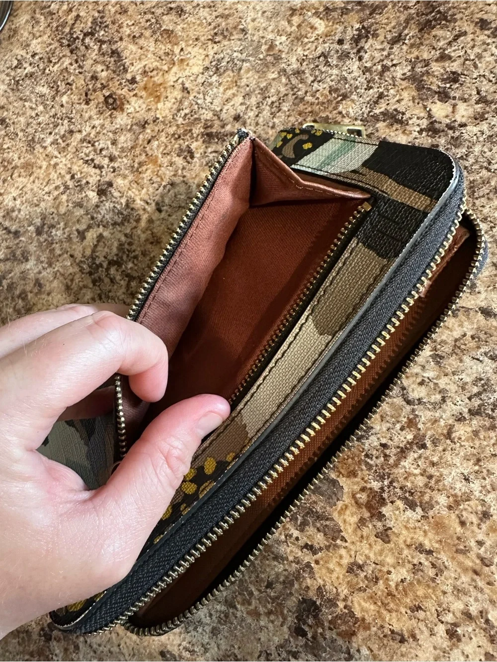 Fossil Multicolor Floral Zip Wallet in Blue, Tan & Black